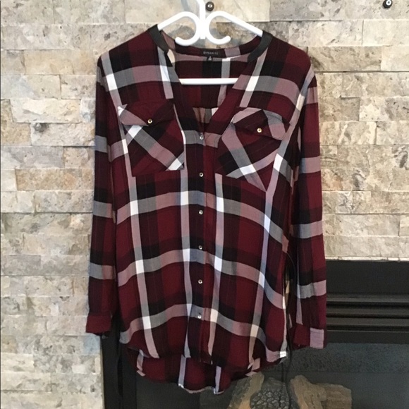 Dynamite Top - Picture 2 of 3